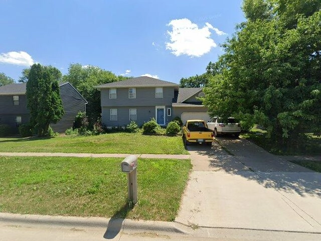 House image located at Bettendorf, IA 52722