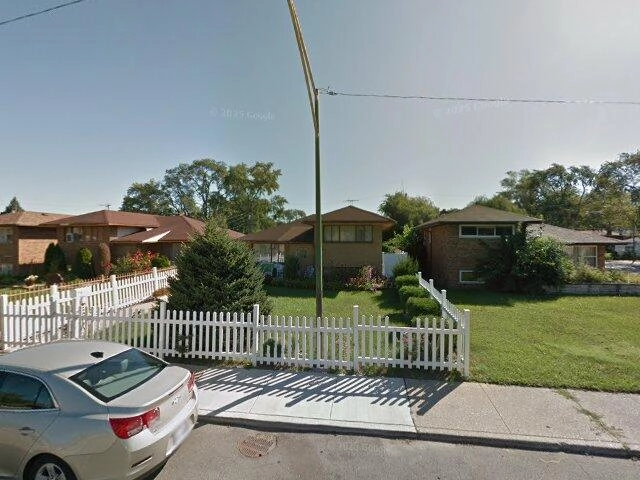 House image located at Chicago, IL 60643