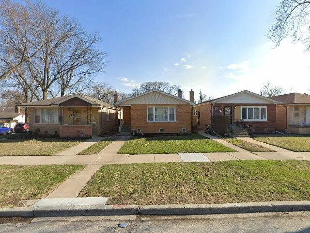 House image located at Chicago, IL 60655