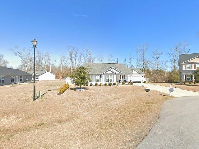 House image located at Maysville, NC 28555