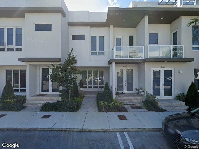 House image located at Miami, FL 33178