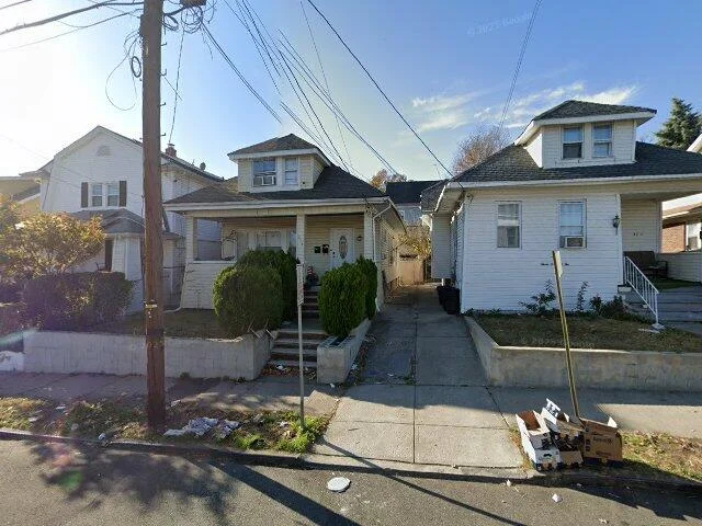 House image located at Paterson, NJ 07524