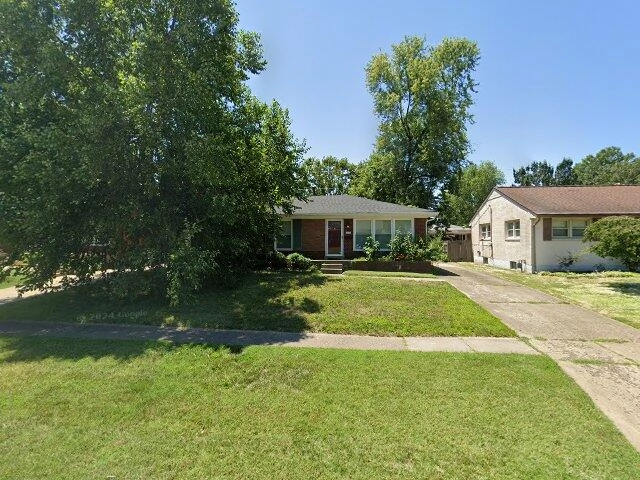 House image located at Louisville, KY 40218