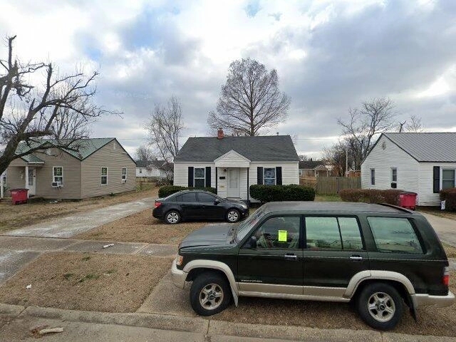 House image located at Sikeston, MO 63801