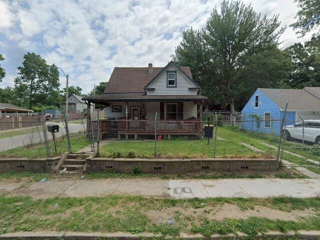 House image located at Kansas City, MO 64127