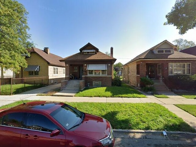 House image located at Chicago, IL 60620