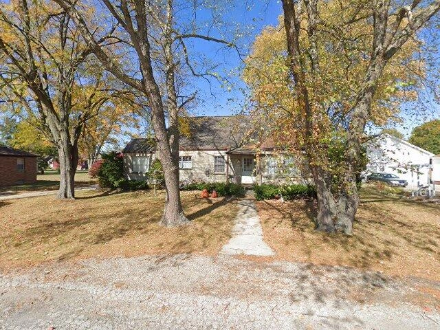 House image located at Streator, IL 61364