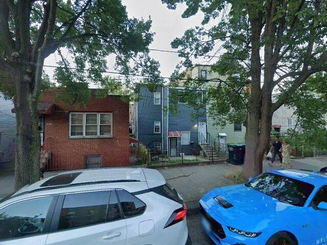 House image located at Chicago, IL 60616