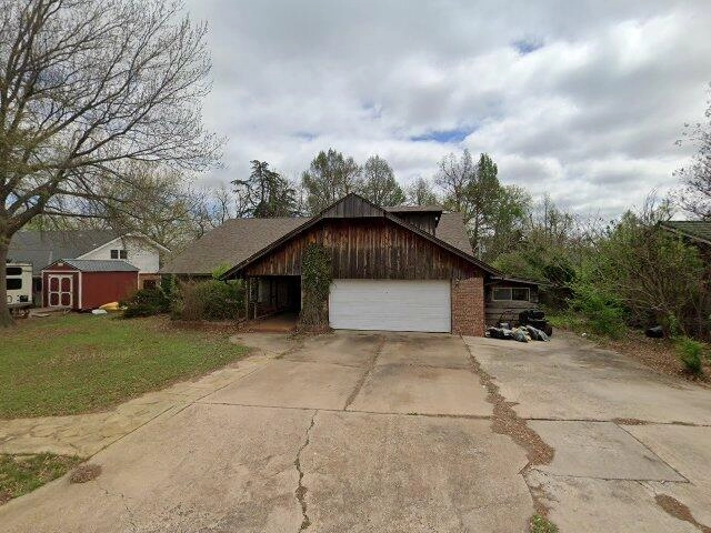House image located at Norman, OK 73071