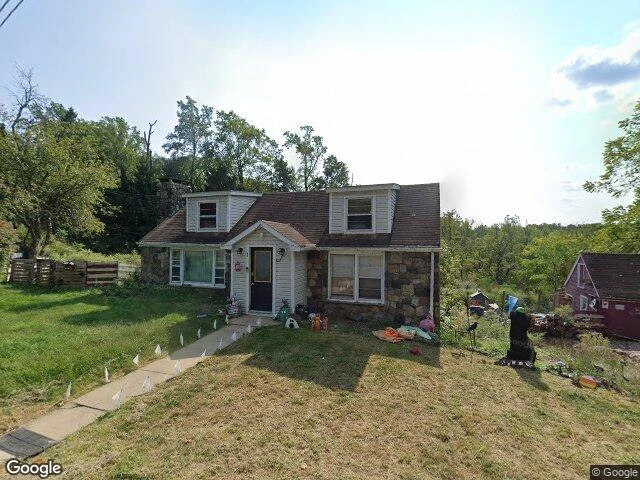 House image located at Annandale, NJ 08801