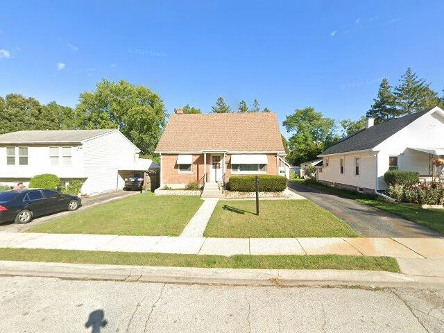 House image located at Waukegan, IL 60085