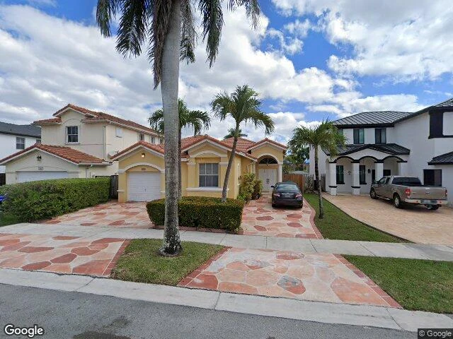 House image located at Miami, FL 33182