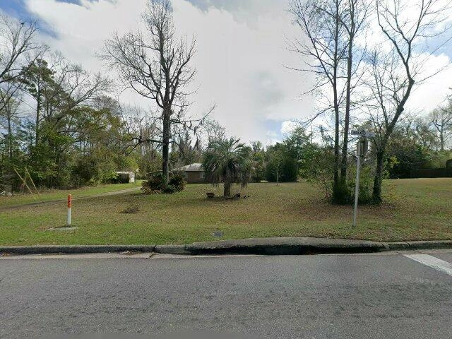 House image located at Marianna, FL 32446