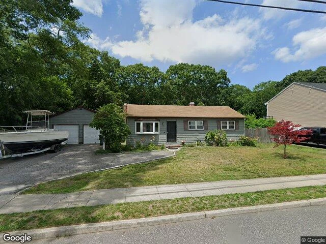 House image located at Islip Terrace, NY 11752