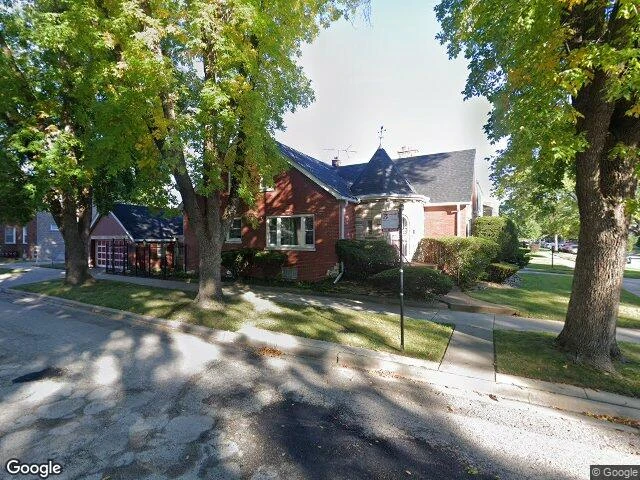 House image located at Chicago, IL 60617