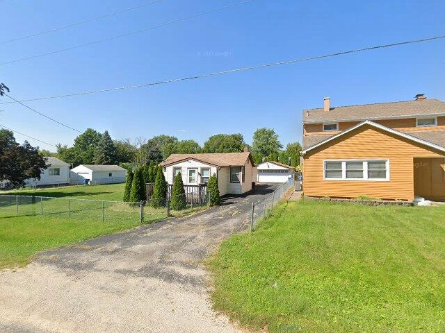 House image located at East Moline, IL 61244