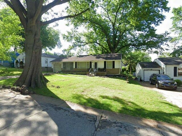 House image located at Saint Louis, MO 63137