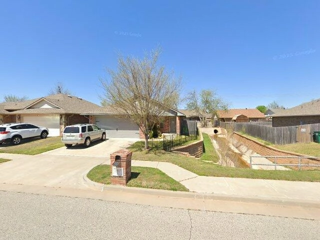 House image located at Yukon, OK 73099