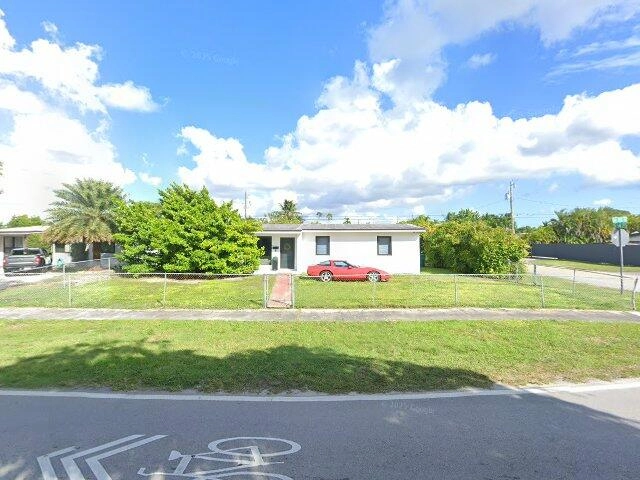 House image located at Miami, FL 33165
