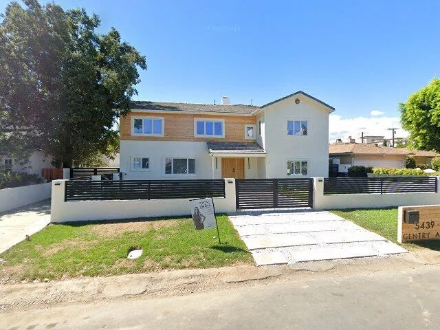 House image located at Valley Village, CA 91607