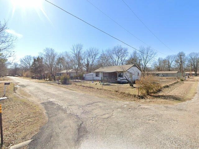 House image located at Muncie, IN 47304