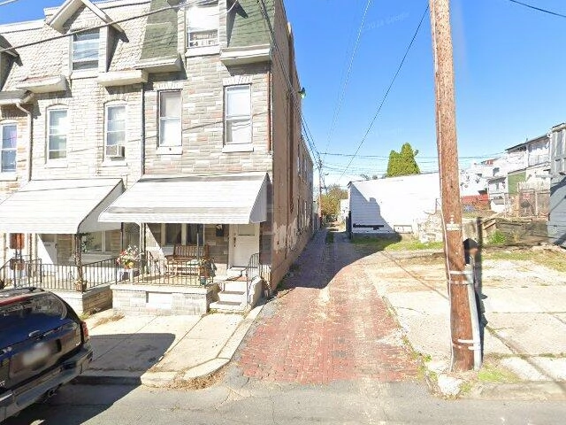 House image located at Reading, PA 19604