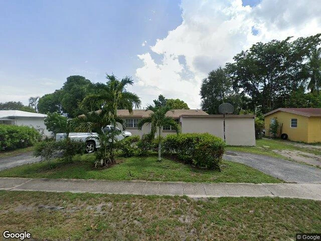 House image located at Hollywood, FL 33024
