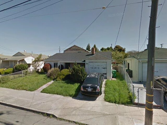 House image located at Oakland, CA 94603