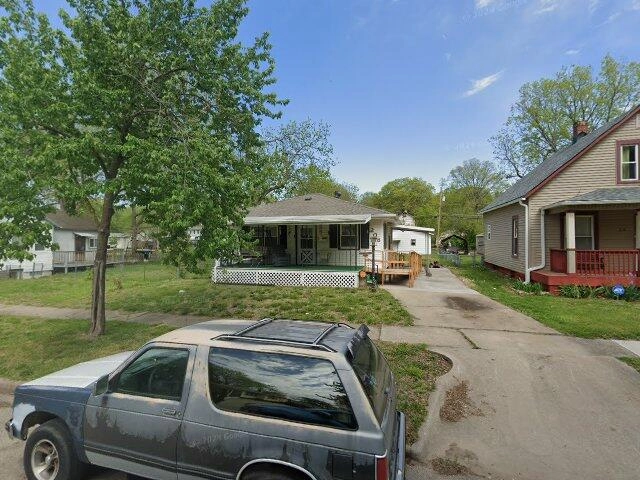 House image located at Topeka, KS 66606