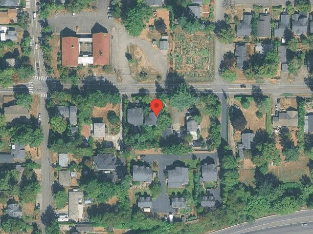 House image located at Portland, OR 97219