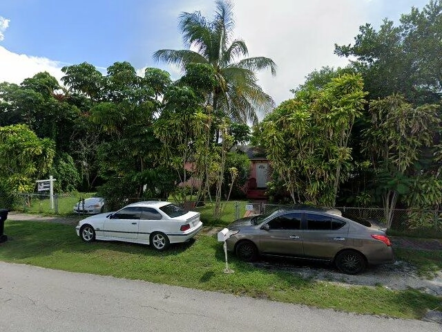 House image located at Miami, FL 33162