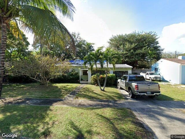 House image located at Miami, FL 33150