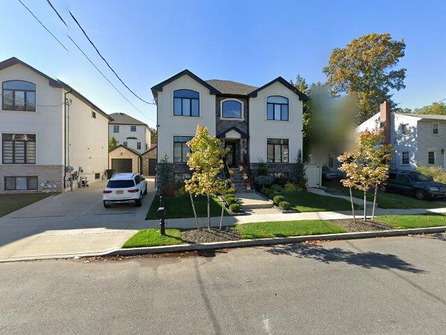 House image located at Staten Island, NY 10309