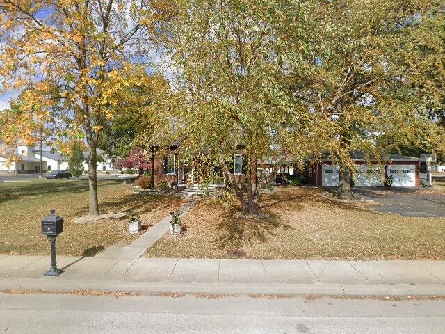 House image located at New Baden, IL 62265