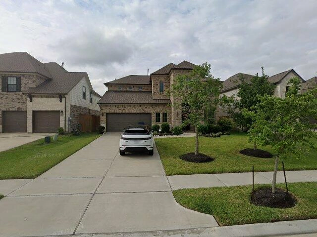 House image located at La Marque, TX 77568