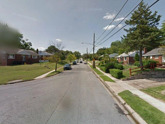 House image located at Clinton, IA 52732