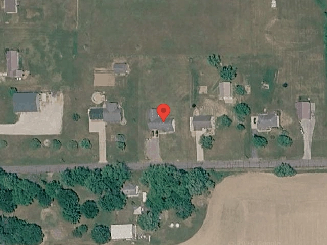 House image located at Warsaw, IN 46582