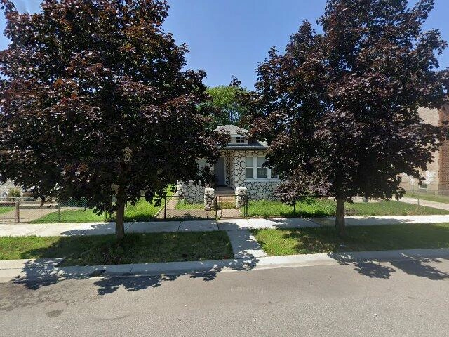 House image located at East Chicago, IN 46312