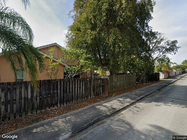 House image located at Miami, FL 33186