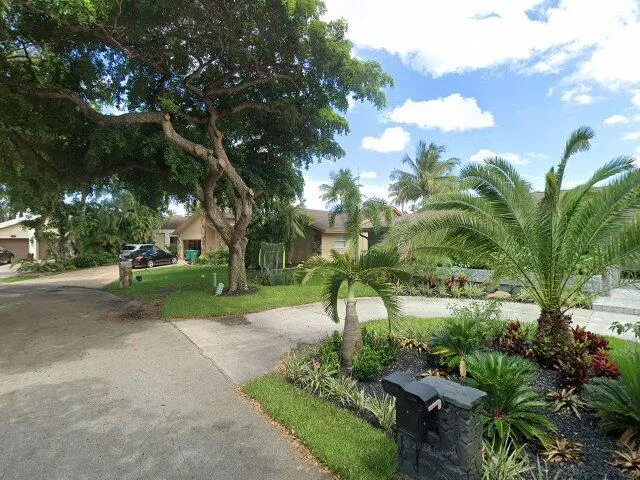 House image located at Hollywood, FL 33026