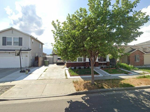 House image located at Turlock, CA 95382