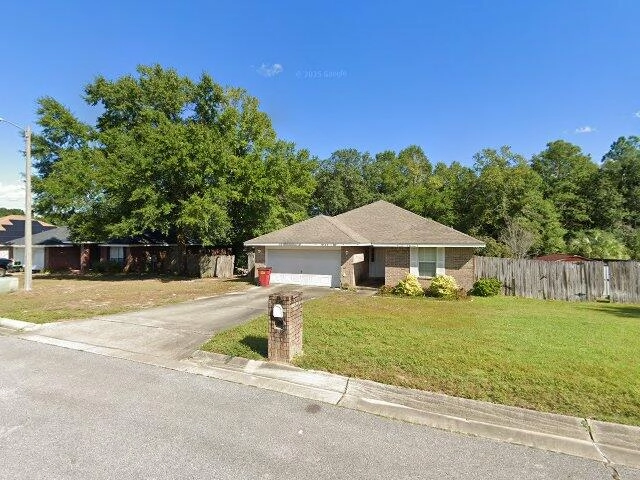 House image located at Milton, FL 32583