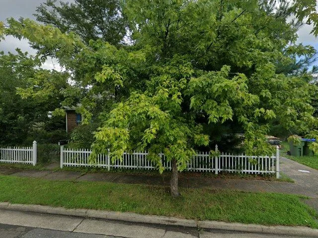 House image located at Edison, NJ 08817