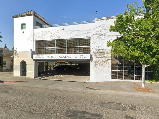 House image located at Peoria, IL 61607