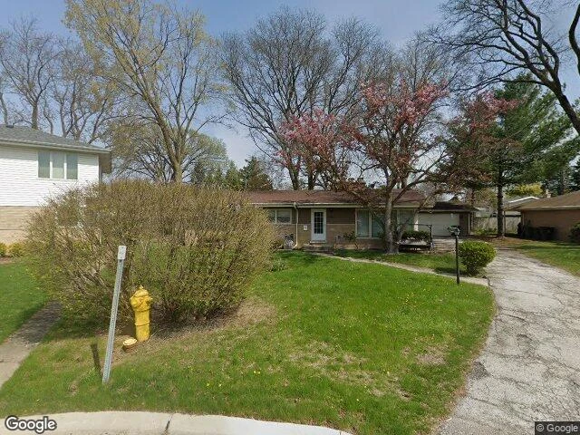 House image located at Glenview, IL 60025