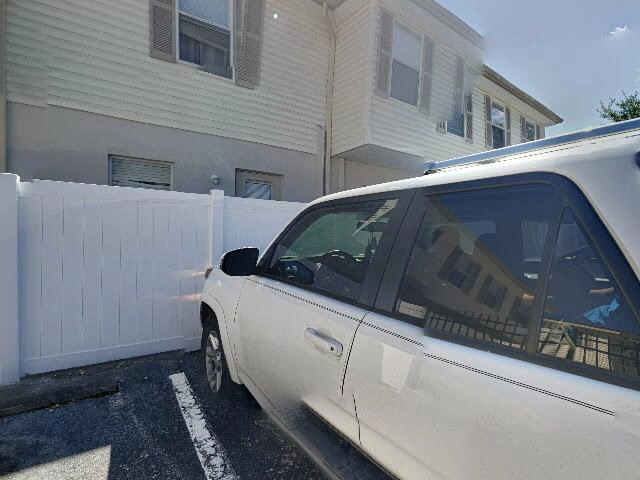 House image located at Tampa, FL 33614