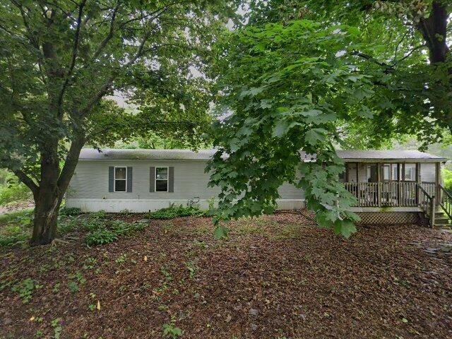 House image located at New Carlisle, IN 46552