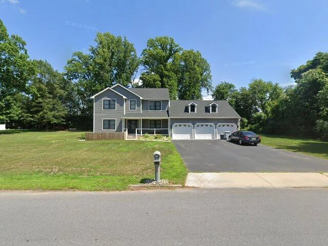 House image located at Vineland, NJ 08361