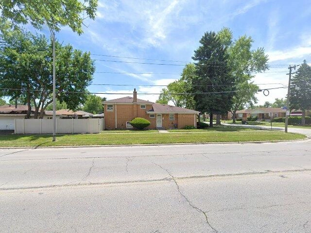 House image located at Dolton, IL 60419