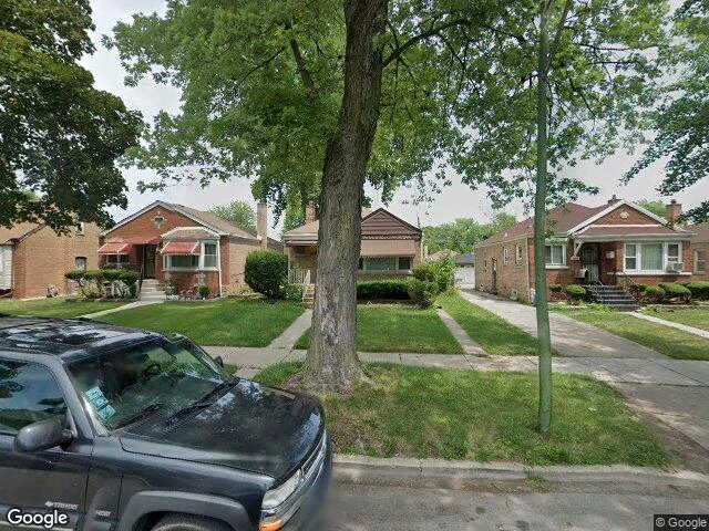 House image located at Chicago, IL 60628